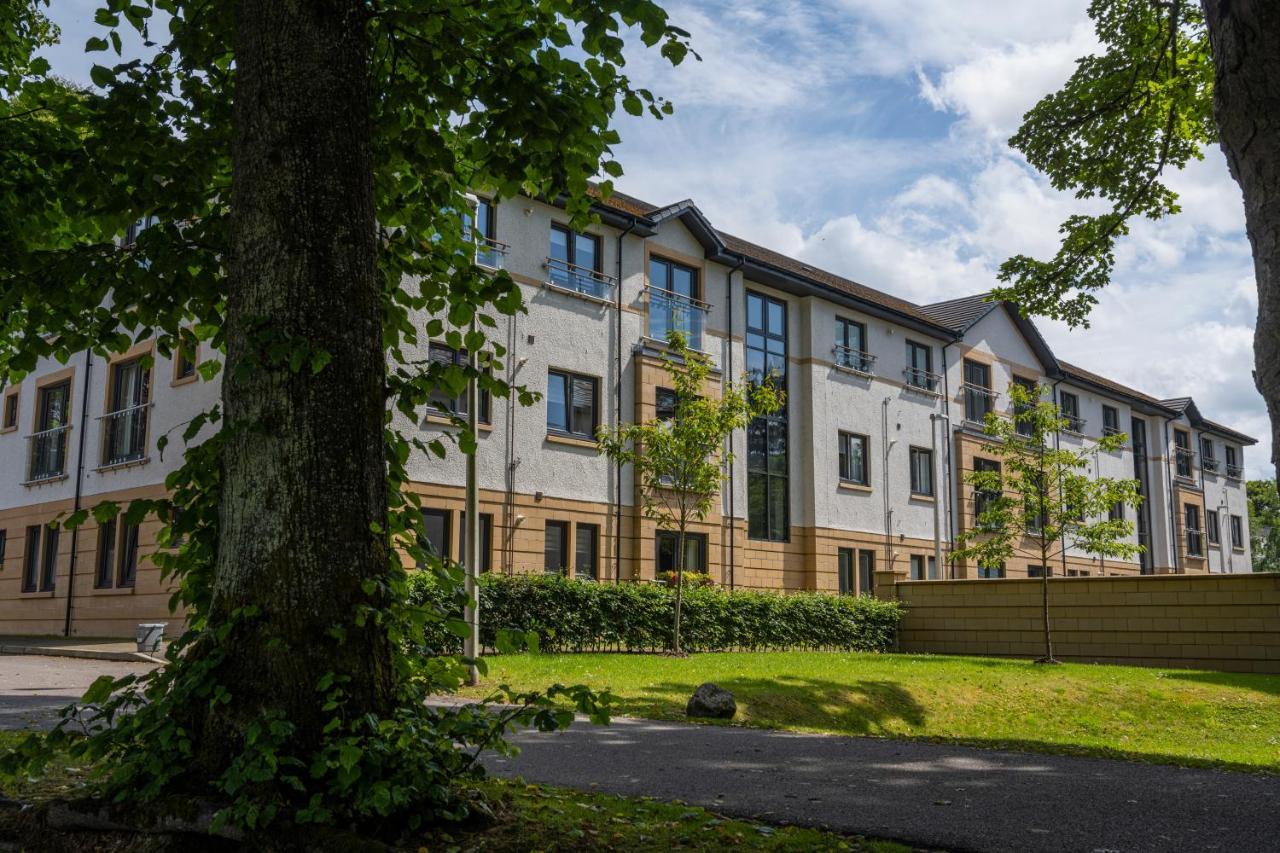 Inverness City Suites Exteriör bild