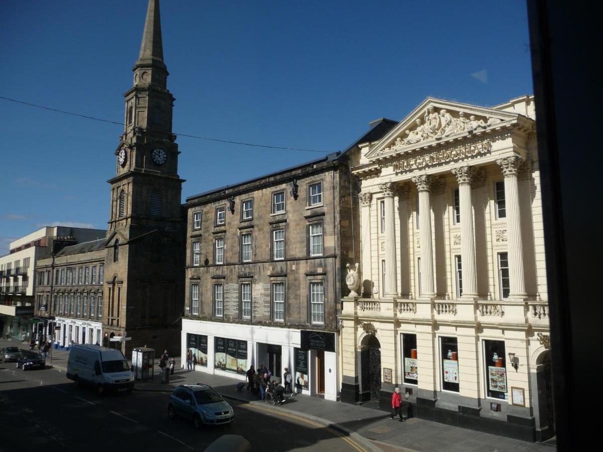 Inverness City Suites Exteriör bild