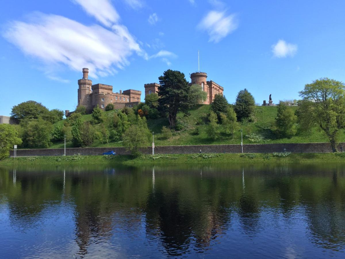 Inverness City Suites Exteriör bild
