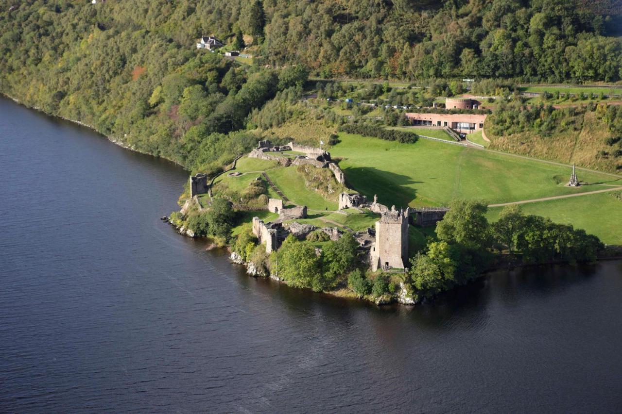 Inverness City Suites Exteriör bild