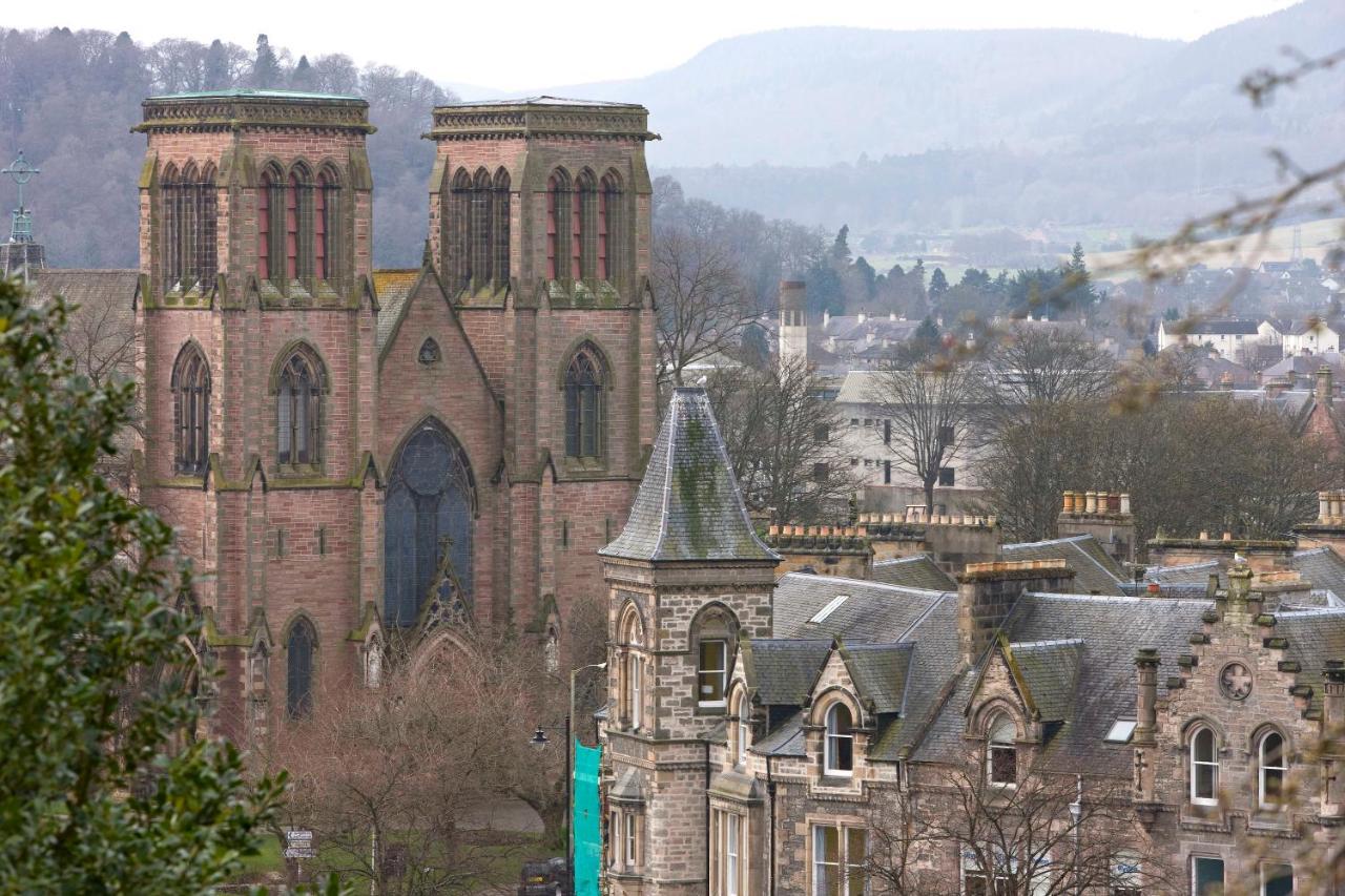 Inverness City Suites Exteriör bild